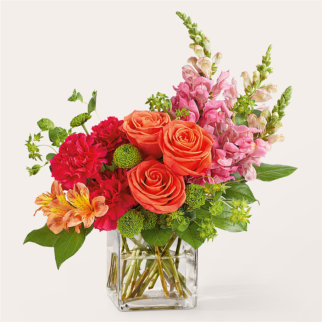 Cosmopolitan Bouquet – Albelos Flowers Llc, Tampa FL