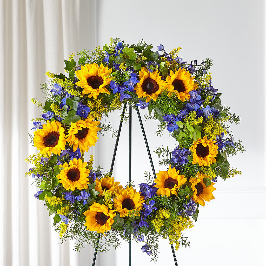 Bright Rays Wreath – Albelos Flowers Llc, Tampa FL