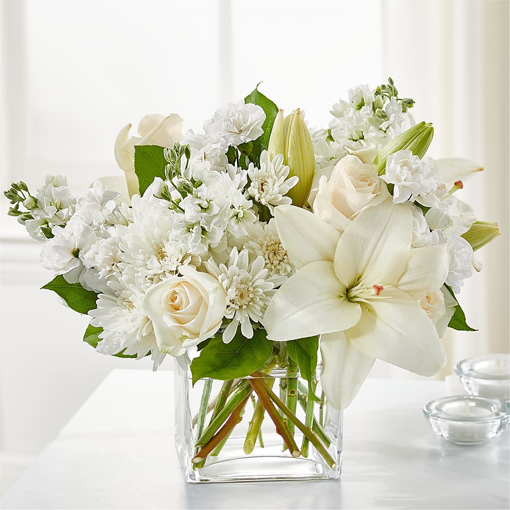 Gentle Breeze Bouquet – Albelos Flowers Llc, Tampa FL