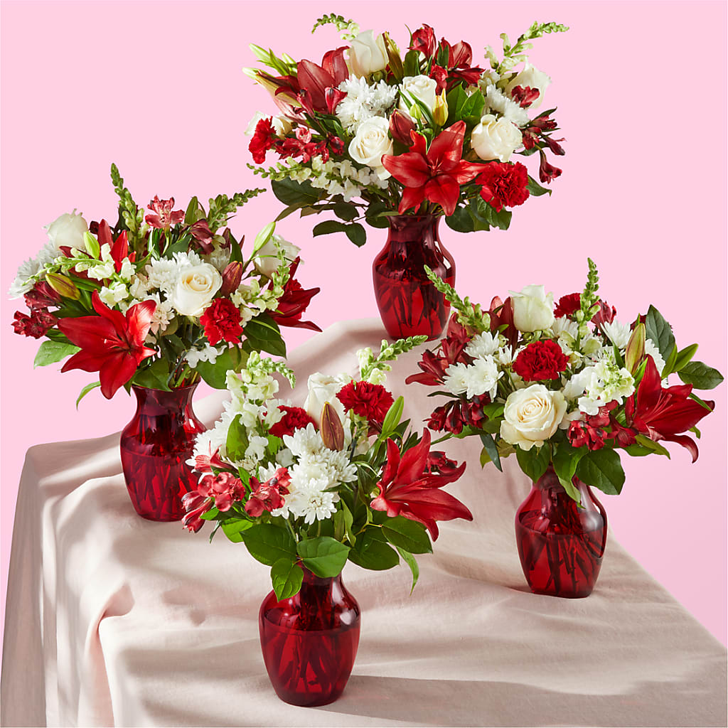 Dinner & a Show Bouquet –  Albelos Flowers Llc, Tampa FL