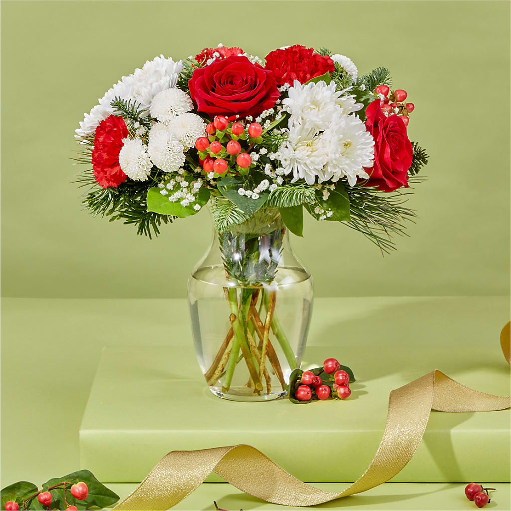 Chance of Flurries Bouquet –  Albelos Flowers Llc, Tampa FL