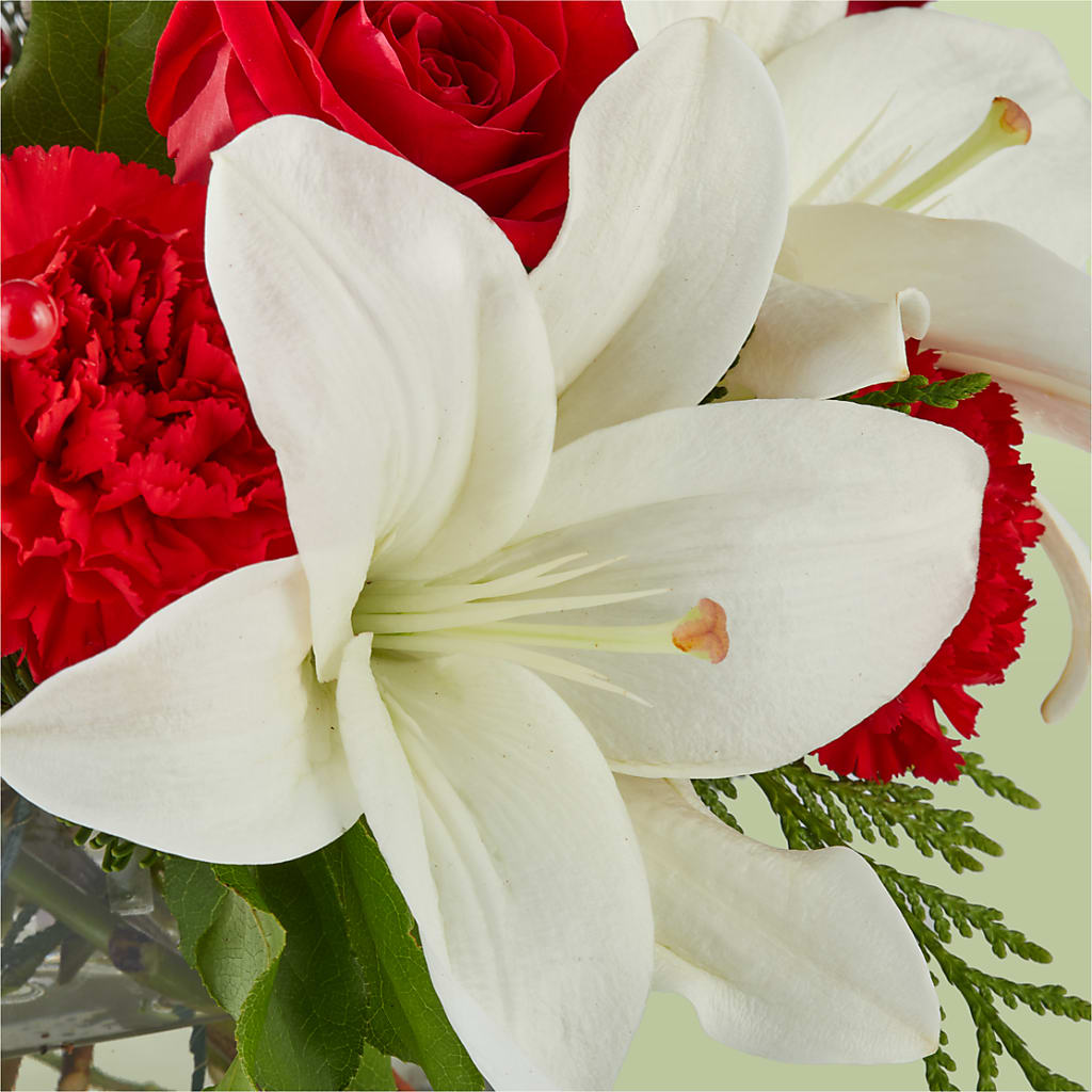 Glistening Icicles Bouquet –  Albelos Flowers Llc, Tampa FL