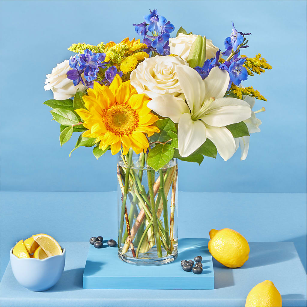 Stargazing Bouquet –  Albelos Flowers Llc, Tampa FL
