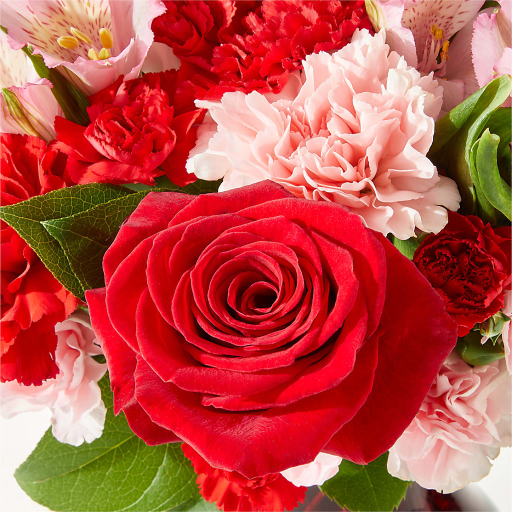 Candy Kisses Bouquet –  Albelos Flowers Llc, Tampa FL